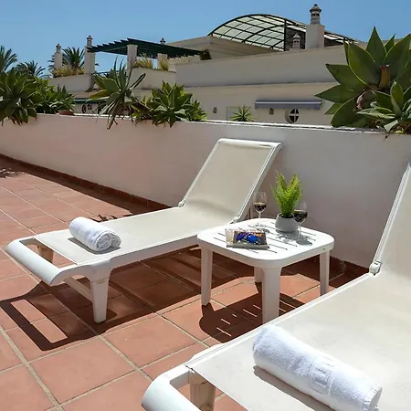 Precioso Atico Con Piscina En *