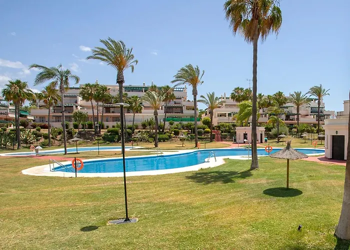 Lejlighed Precioso Atico Con Piscina En *