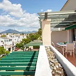 Precioso Atico Con Piscina En Apartament
