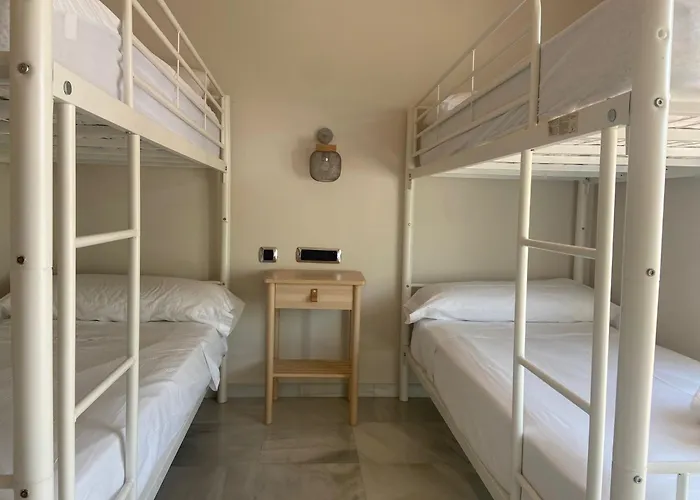 アパート Precioso Atico Con Piscina En