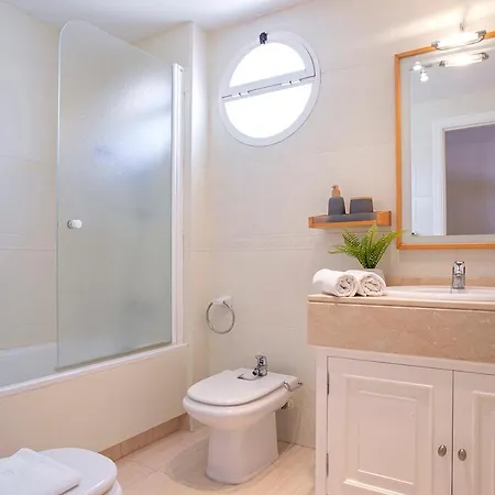 Precioso Atico Con Piscina En Apartment